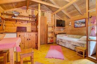 Апартаменты Drvljanik Eco Houses Петровац Дом для отпуска-4